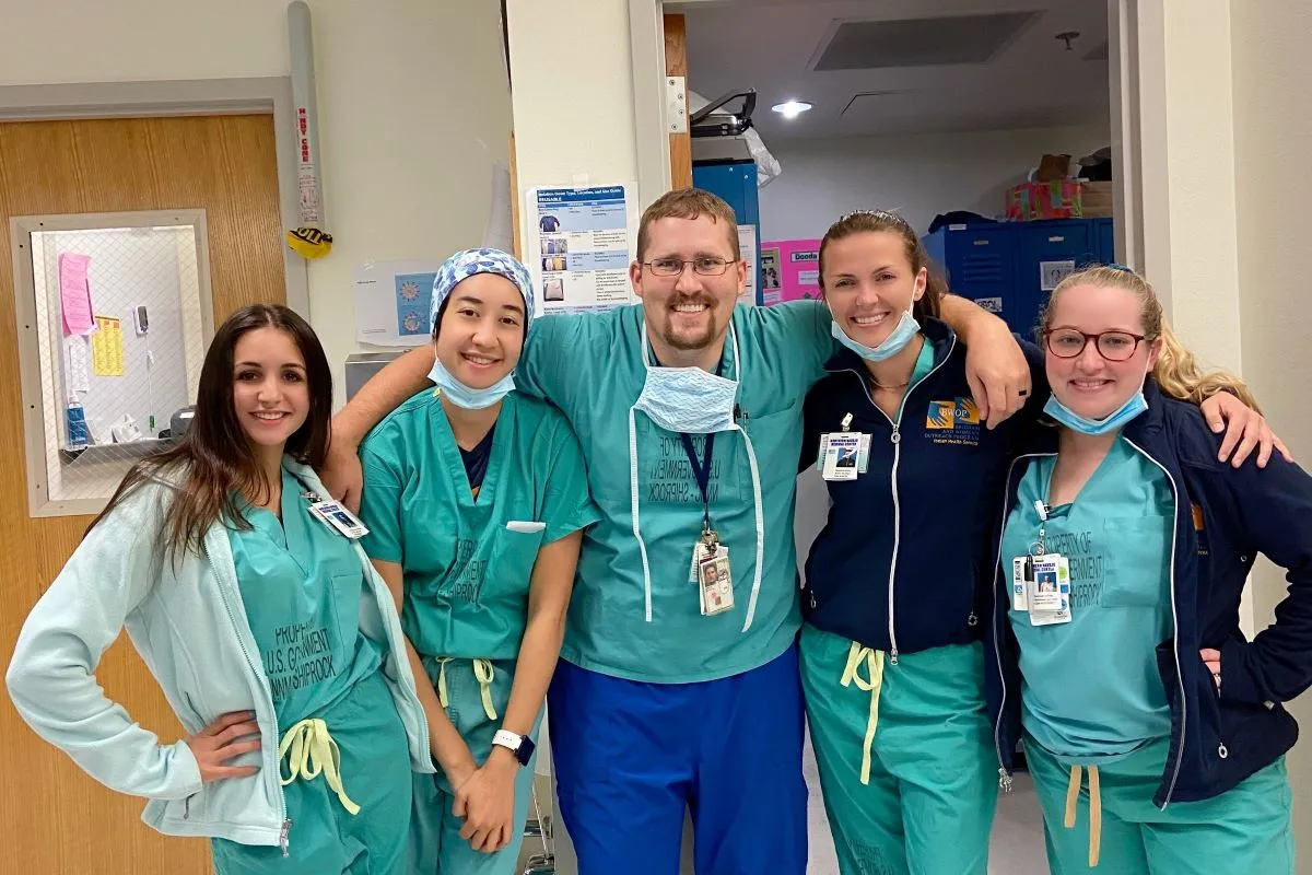 Healthcare student supporting a patient